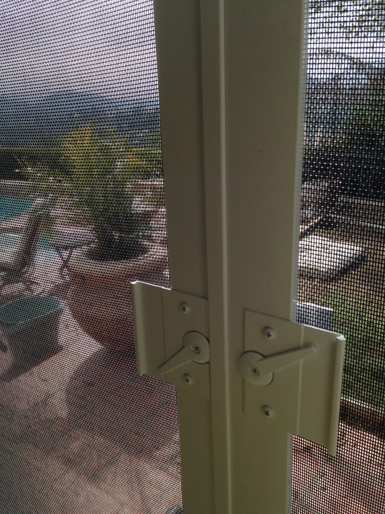 Mobile Screen Service Simi Valley Screen Door And Window Screen Repair And Replacement Simi 1913